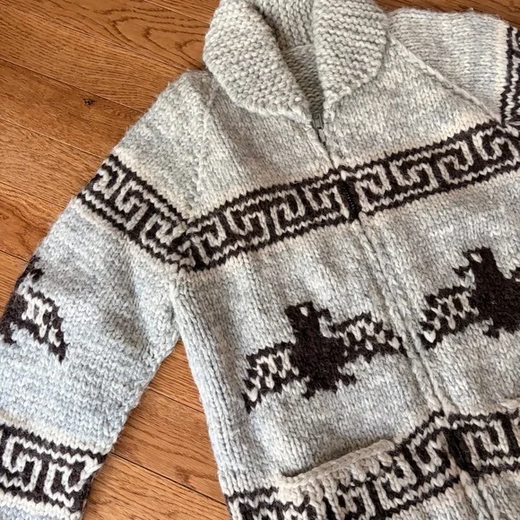 Vintage 1980’s Canadian Wool Gray and Black Zip-Front Wool Knit Sweater Jacket - Picture 2 of 10